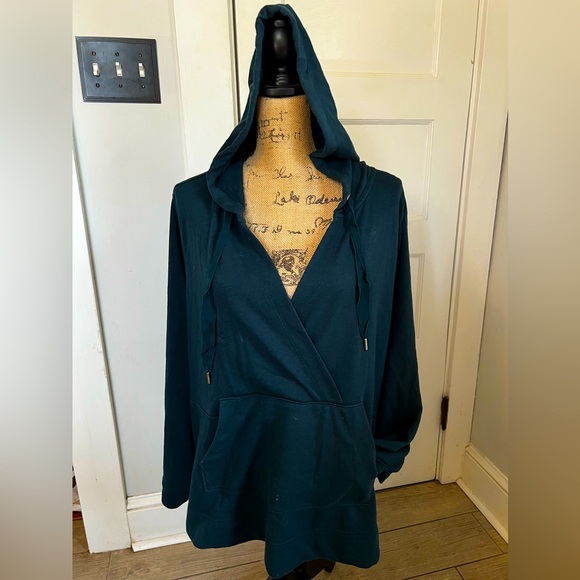 Old Navy Loose Cross-Front French-Terry Hoodie - Size 2X - Picture 3 of 10